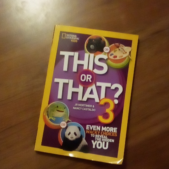 A National Geographic kids book that brings wacky choices for you and your kids! - Picture 3 of 4